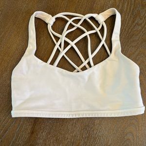 Lululemon Free 2 Be Bra